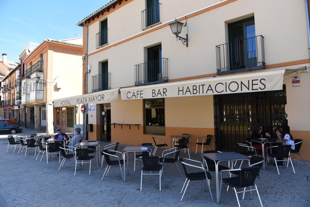 Hostal Plaza Mayor De Almazán מראה חיצוני תמונה